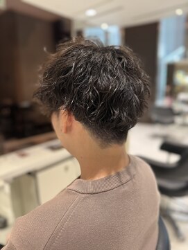 アヴァンスクロス あべのルシアス店(AVANCE. CROSS) 縦落ちツイストスパイラルパーマ