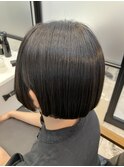 ショートボブ