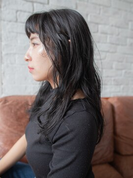 アマリス(Amaris) 大人ロングスタイル20代/30代/40代/庭瀬