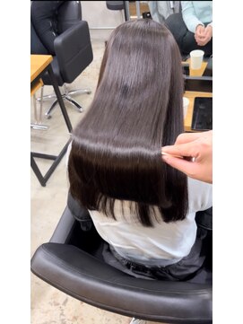 シウン(SIUN.) ツヤツヤ美髪縮毛矯正