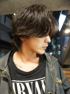 マイロ(mailo) センターパート+フェザーパーマ