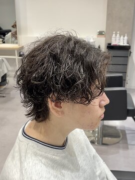 ステアーズ(Stairs) 黒髪サーフカール