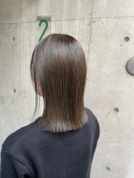 ニコフクオカヘアーメイク(NIKO Fukuoka Hair Make) 福岡天神/20代30代/カットカラー/前髪カット/オリーブ/顔周り