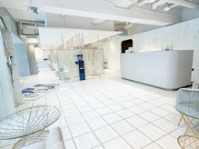 アース 常盤平店(HAIR & MAKE EARTH)の雰囲気（広々空間でゆったりとすごせます（EARTH常盤平））