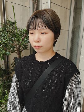 ハク アトリエ(HaKU atelier) アンブレラカラー/マッシュショート/丸み耳掛けショート