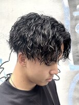 ビカムメンズヘアー 栄店(become men's hair)&nbsp;縦落ちセンターパート/ツイストスパイラルパーマ/名古屋栄メンズ