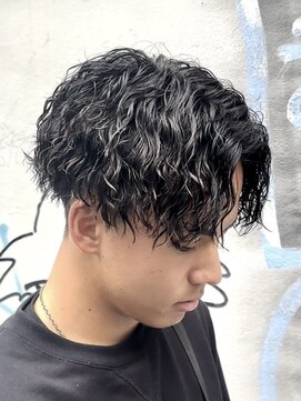 ビカムメンズヘアー 栄店(become men's hair) 縦落ちセンターパート/ツイストスパイラルパーマ/名古屋栄メンズ
