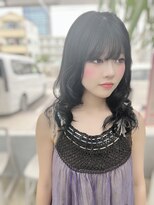 ノトスヘアー(Notos hair)&nbsp;透けバング×くびれカールで魅せる大人ガーリー