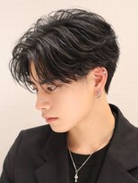 オーシャントーキョー 仙台(OCEAN TOKYO)&nbsp;シャギーカット黒髪センターパートフェザーショートビジネス