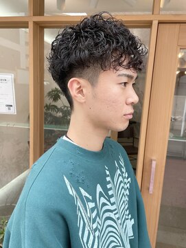 ウティ(outil) メンズ＿スパイラルパーマ＿パーマ