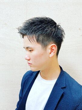 プラウド(PROUD) アップバングショート【ツーブロック刈り上げ黒髪短髪】田町