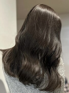 アイシー 表参道(ICY) ワンホン大人気艶たっぷりオリーブカラーERIKA