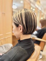 スニップ(Snip) 大人可愛い丸みショートレイヤーボブアンブレラカラーハイライト