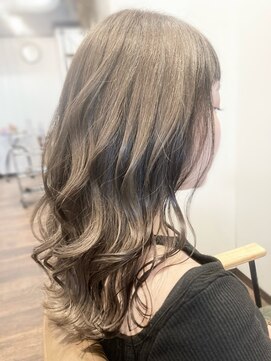 リライト(re:LIGHT) グレージュ×ダークインナーカラー