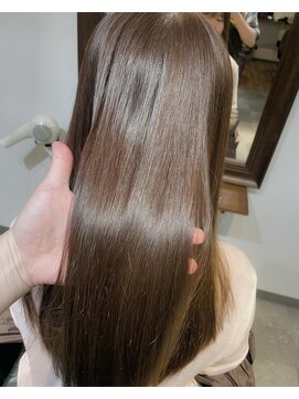 グロウウィング(GROWING) 髪質改善ストレートで艶髪ロングヘア