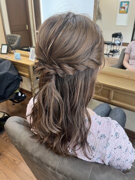 メルク(merc) カール/セミディ/シアーカラー/姫カット/宇都宮