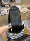 【上品な艶】ナチュラルに馴染むロングストレート◎/秋冬