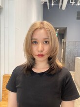 yuk【ユク】 ウルフカット[インナーカラー/デザインカラー]