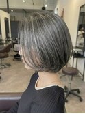 30代40代上品◎白髪ぼかしハイライト×前下がりショートボブ