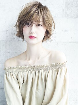 ロミー 本厚木(ROMMY.) 小顔に導く束感ショートヘア/白髪ぼかし/-5歳 / ロミー本厚木