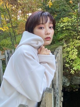 ヘア アンド メイク アートレス(Hair and Make Art less) 耳掛けショート