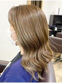 ハイライト、ベージュ、アッシュ