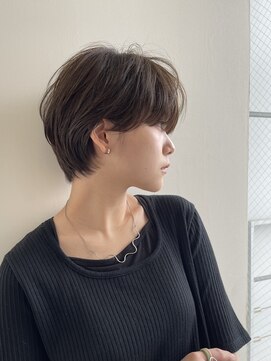 イヴォークトーキョーオーサカ(EVOKE TOKYO osaka) 垢抜け 似合わせショート マッシュ 暗髪 耳かけ