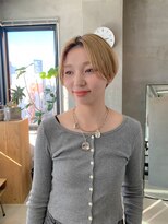 テトヘアー(teto hair)&nbsp;ハンサムショート、センターパート、ショートカット