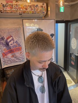 ダムディー トウキョウ 新宿店(DAMDEE TOKYO) ハイトーンベリーショート!