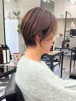 ヌークバイラヴェスト 四日市(neuk by lovest)&nbsp;【オトナ女性におすすめ】丸み高め襟足スッキリショート