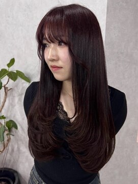 イリ 大阪(ili) ハイライトカラーミルクティーベージュレイヤーカット