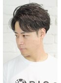 刈り上げセンターパートフェザーパーマニュアンスパーマn