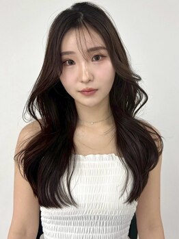 ユーフォリア 渋谷グランデ(Euphoria SHIBUYA GRANDE)の写真/顔タイプにあわせた顔周りカットや韓国ヘア、レイヤーカットなど小顔効果◎【カット+トリートメント¥6000】