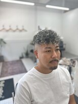 ラフカッターズZ 町田店&nbsp;スペインカール【町田/理容室/床屋/顔剃り/シェービング】