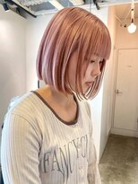 ルーム(Loom.)&nbsp;ハイトーンボブぱっつん前髪ボブミニボブ切りっぱなしボブ