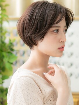 カバーヘア ブリス 上尾西口店(COVER HAIR bliss) かきあげバングヘルシースタイル丸みショートA0上尾30代40代