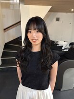 ティーヘア トナリ(t.hair tonari)&nbsp;大人可愛い巻き髪スタイル/2wayシースルーバング/髪質改善カラー