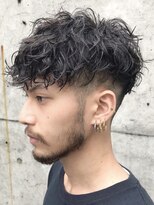 エリマバイフィフス 調布(elima by fifth)&nbsp;調布メンズパーマツイストスパイラルパーマ波巻きパーマツイスパ