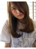 内巻きストレートロング+うざバンク×ゴールドブラウン