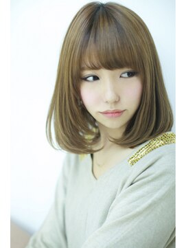 フォルテ 藤枝エピ店 ベージュカラーの内巻きかわいいボブスタイル