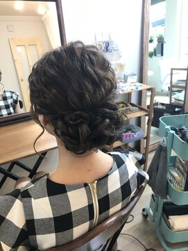 ロカット サロン(Roquat Salon) なみおだんごアップアレンジ【ヘアアレンジ　立川南/立川/袴】