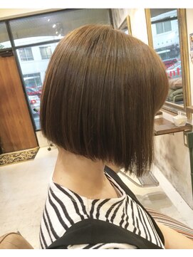 ヘアーワークス アンビエント(Hair works Ambient) ☆アンビ☆ 切りっぱなしボブ