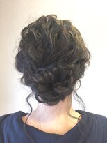 モップアップ(Mop up) カジュアルヘアアレンジ