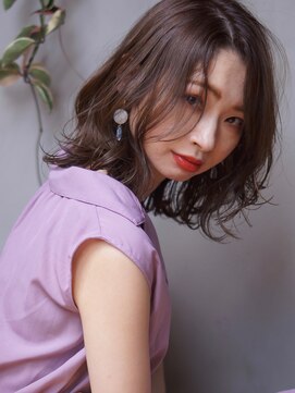 アトリエ フェム(atelier.fem) atelier.fem　大人可愛いラフなミディスタイル