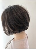 ナチュラルショートボブ　オリーブアッシュ