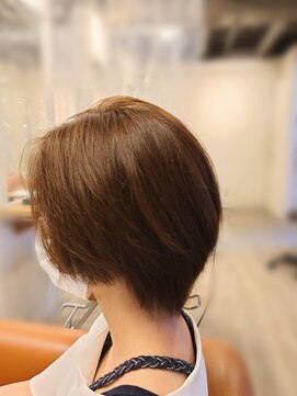 アンプリュス リアン(1+ Unplus lien) 赤味を抑えたハンサムショート/亀戸