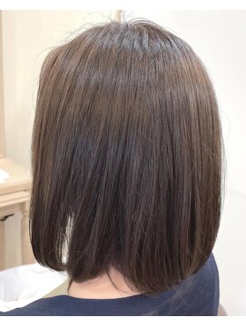 アルターリール(aL ter Rire) 赤み消し◎アッシュブラウン/中村郁未