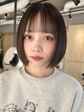 ティア(Tia.) 縮毛矯正/髪質改善トリートメント/グレージュ/ボブヘア/就活