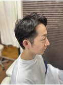 大人男子 サイドをバックに流して