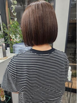 シャムオーツー 国分寺(CHAM:O2) ボブ/髪質改善ストレート/ブラウンカラー/艶髪/切りっぱなしボブ